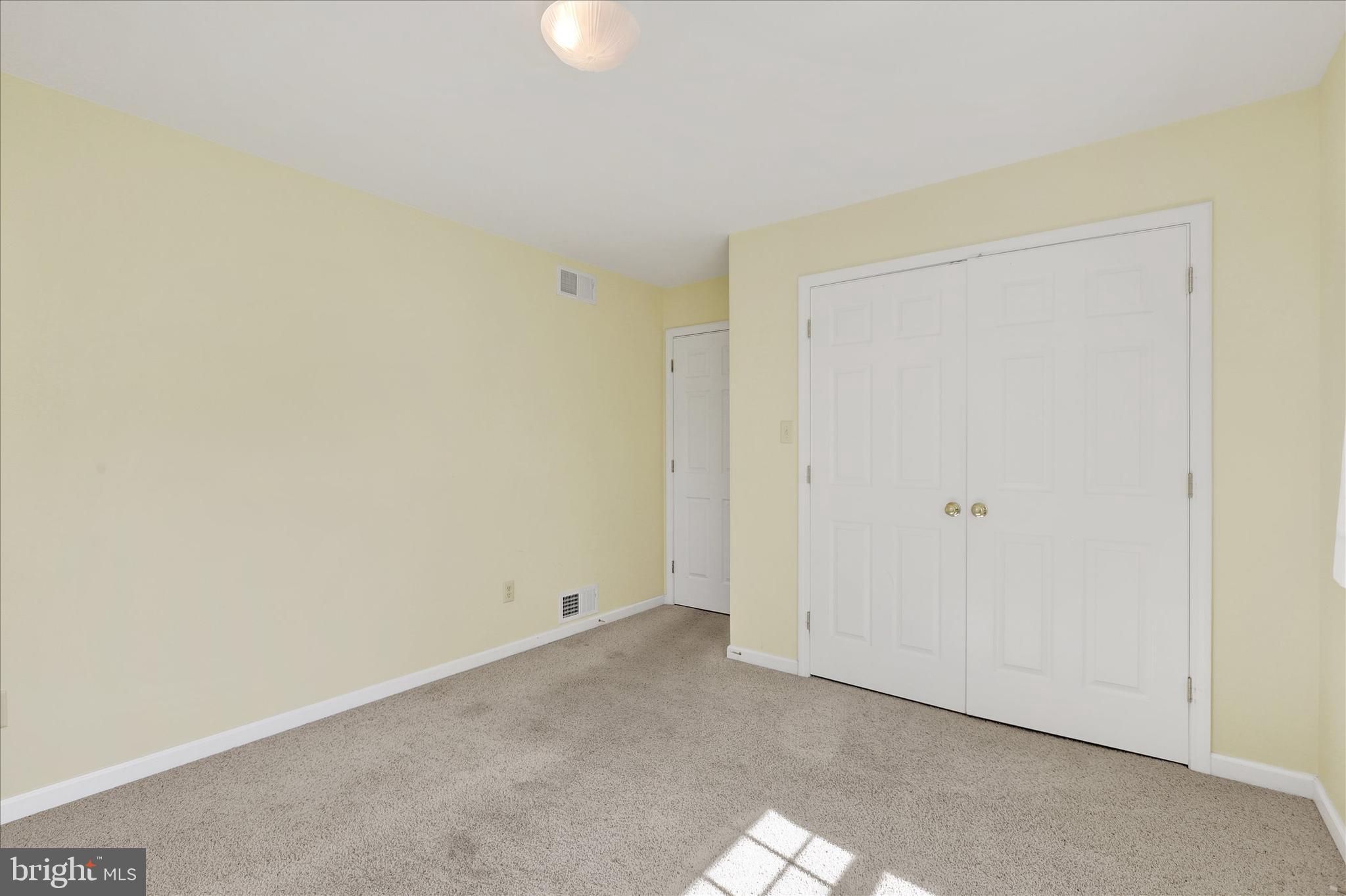 PENN NATIONAL GOLF COURSE COMMUNITY - Residential