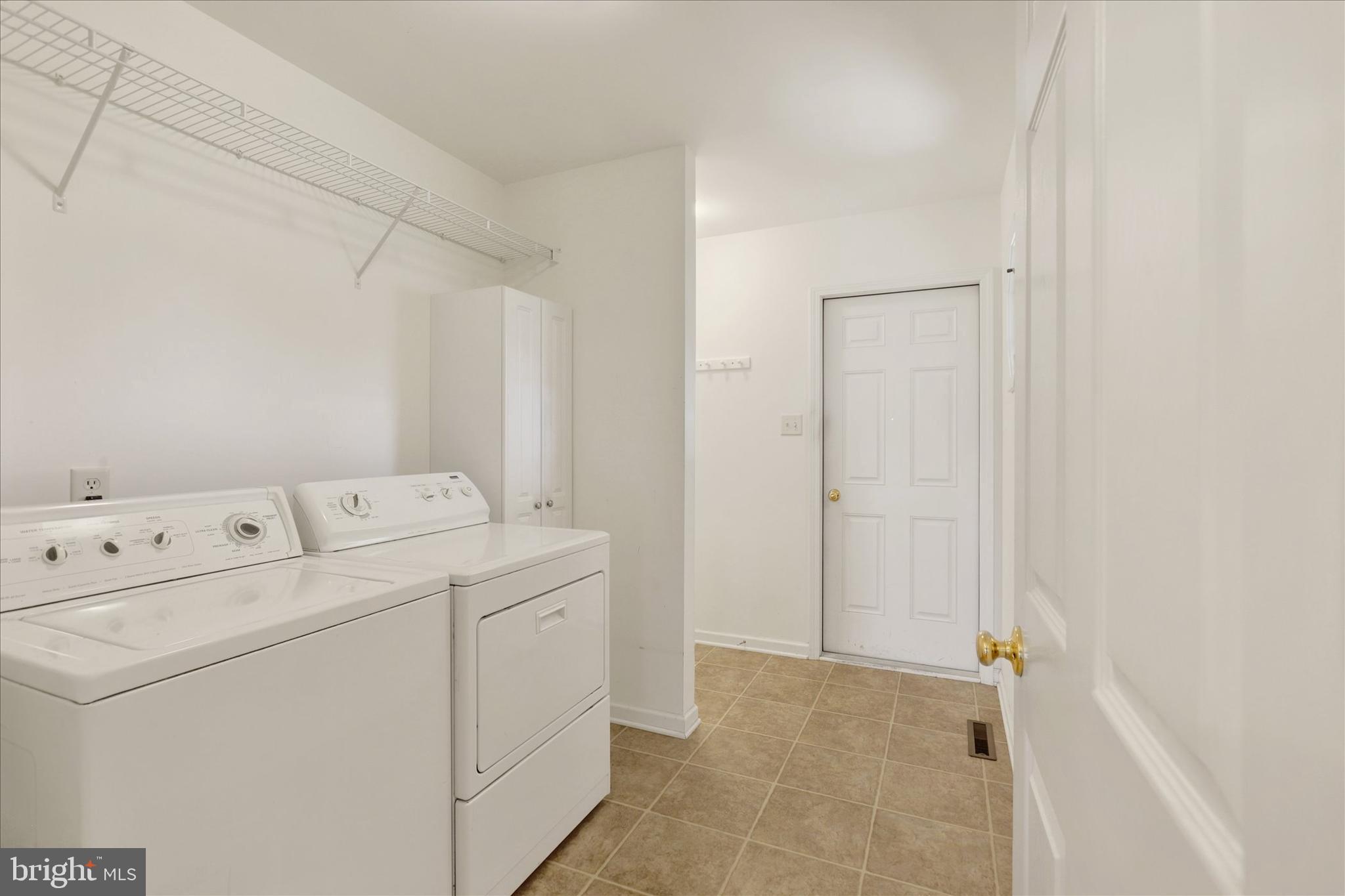 PENN NATIONAL GOLF COURSE COMMUNITY - Residential