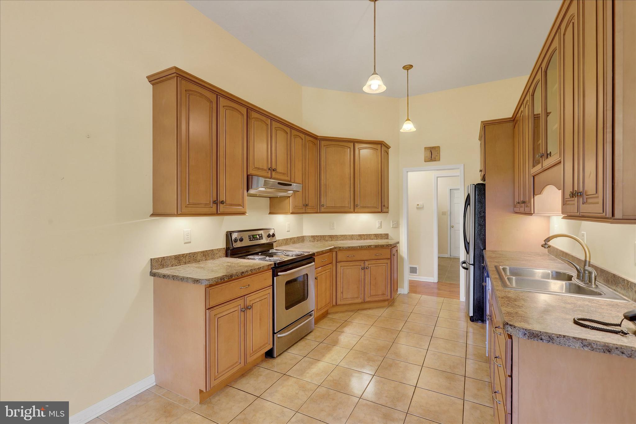 PENN NATIONAL GOLF COURSE COMMUNITY - Residential