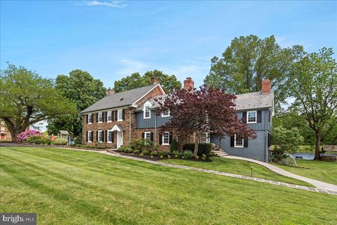 4285 APPLEBUTTER ROAD PERKASIE PA 18944