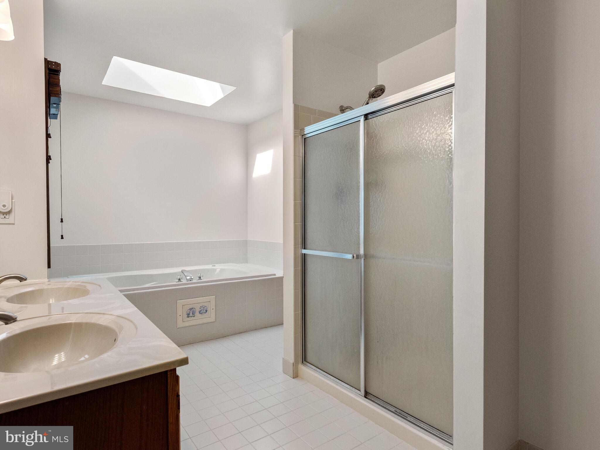 BLACK HORSE FARMS - Residential