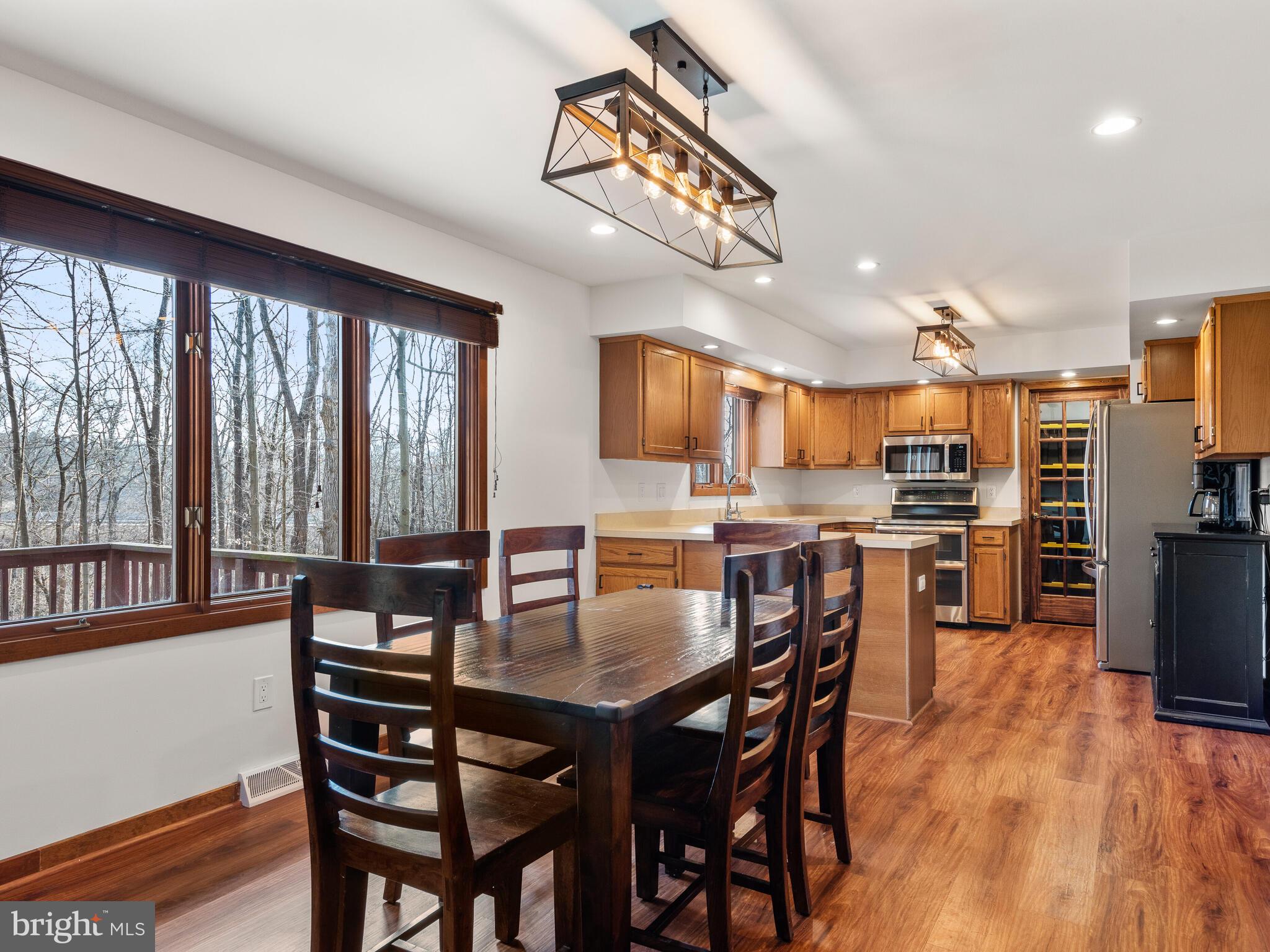 BLACK HORSE FARMS - Residential