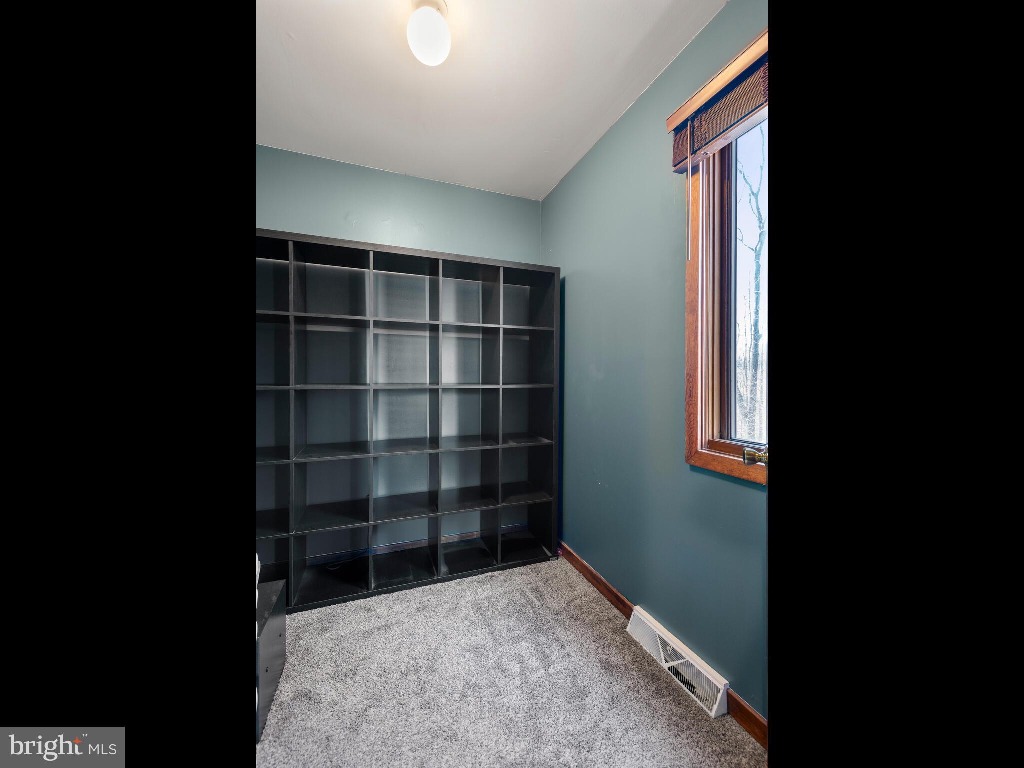 BLACK HORSE FARMS - Residential