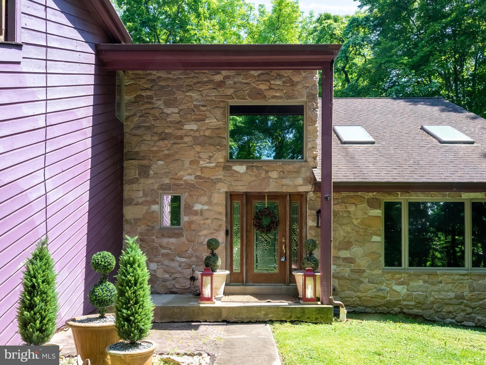 BLACK HORSE FARMS - Residential