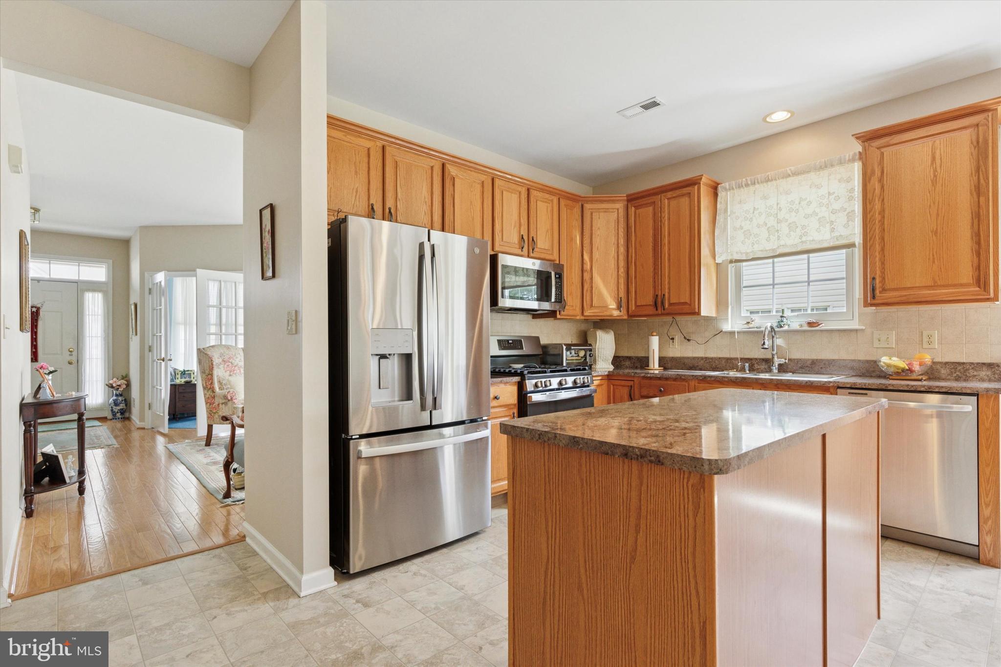 KINGSFIELD - Residential