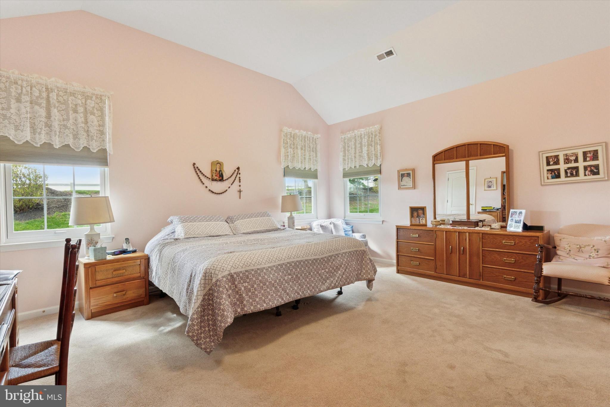 KINGSFIELD - Residential