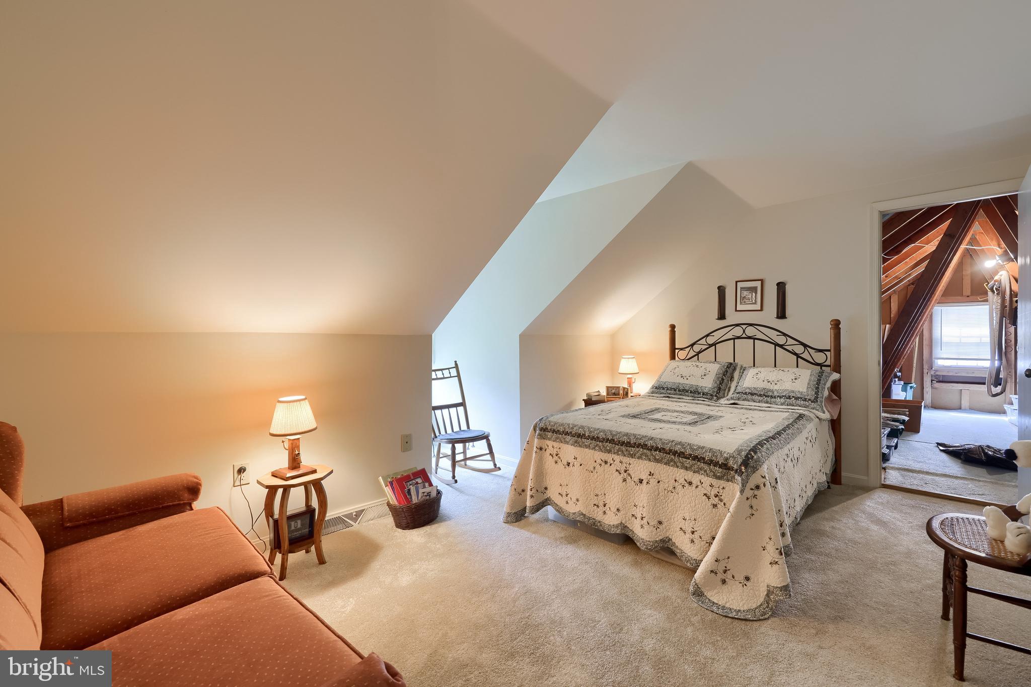 OLDE FIELD - Residential