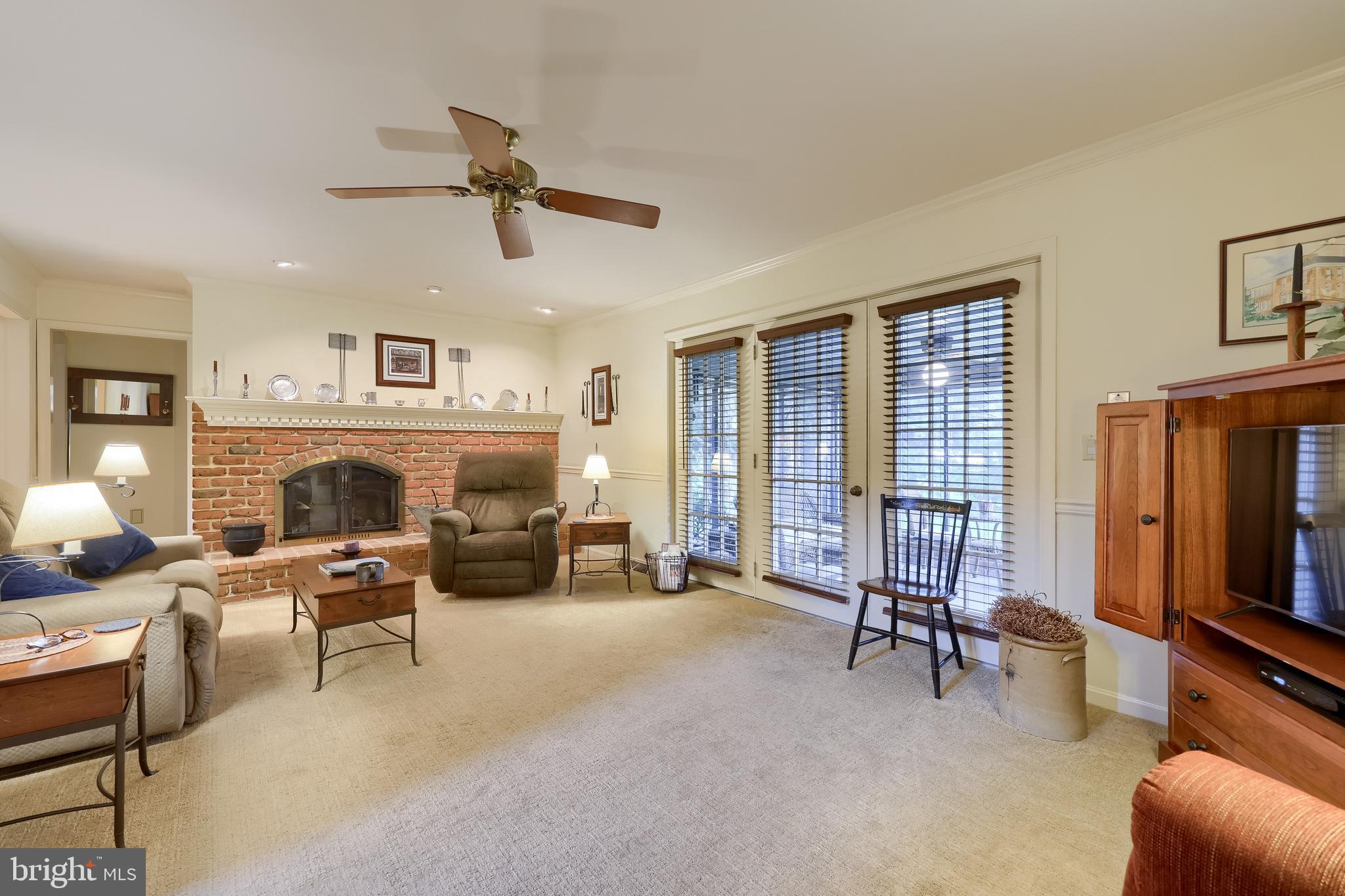 OLDE FIELD - Residential