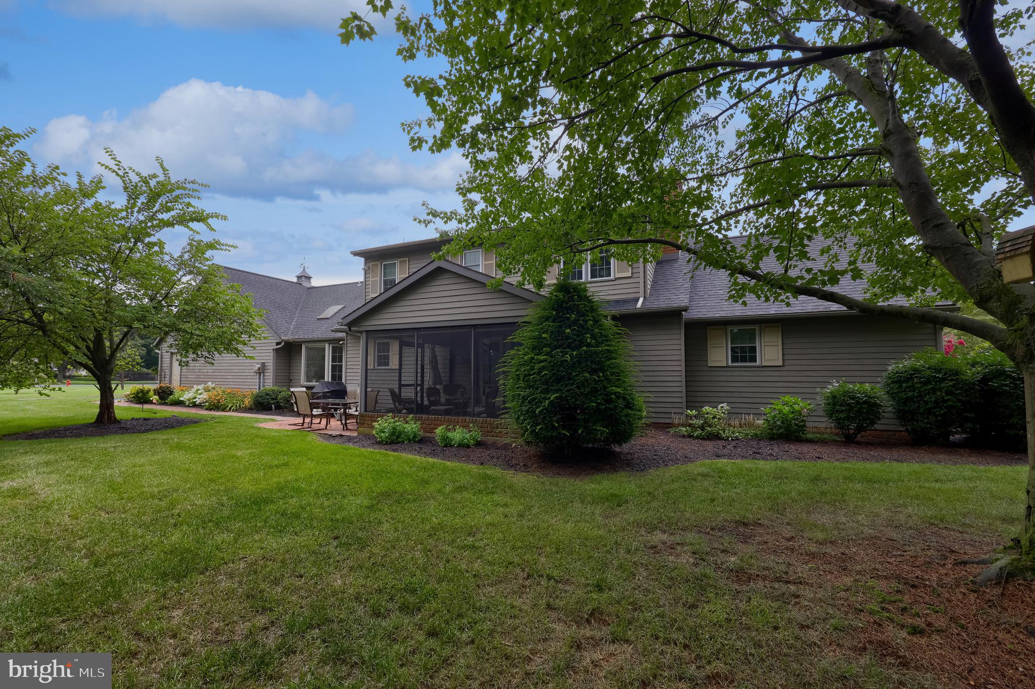 OLDE FIELD - Residential