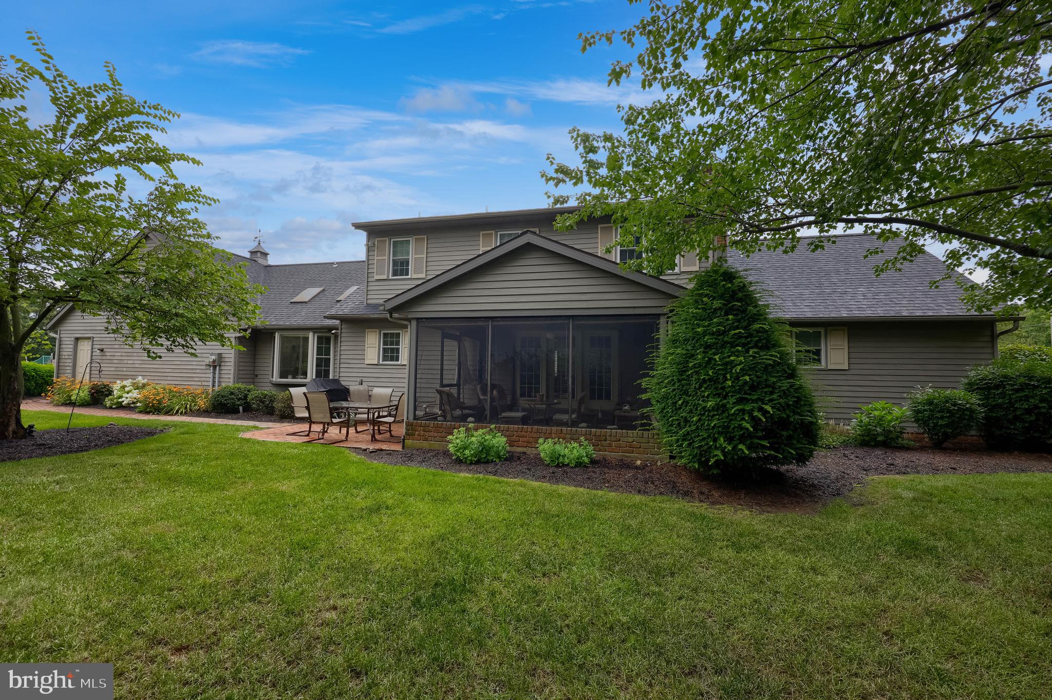 OLDE FIELD - Residential