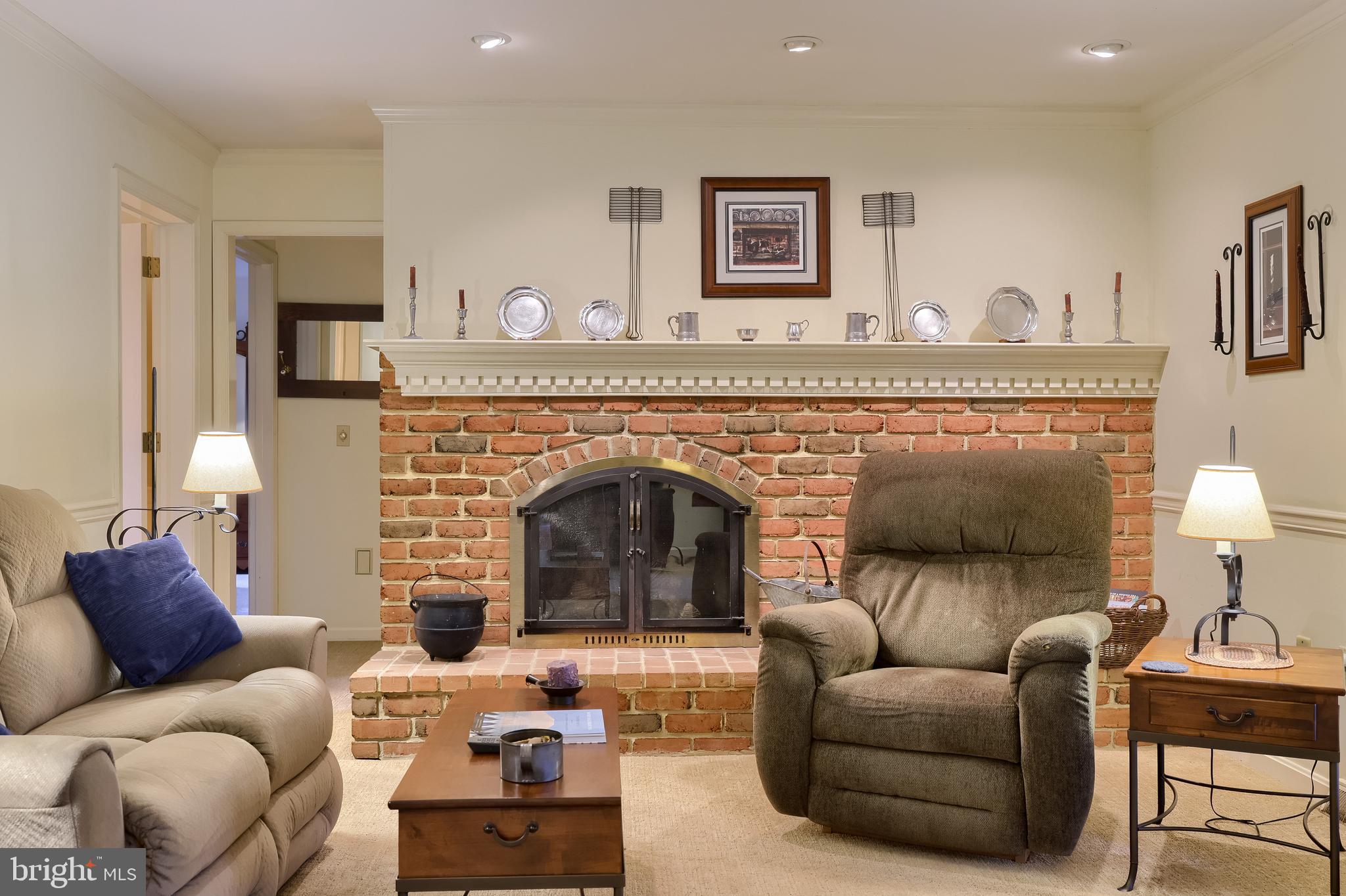 OLDE FIELD - Residential