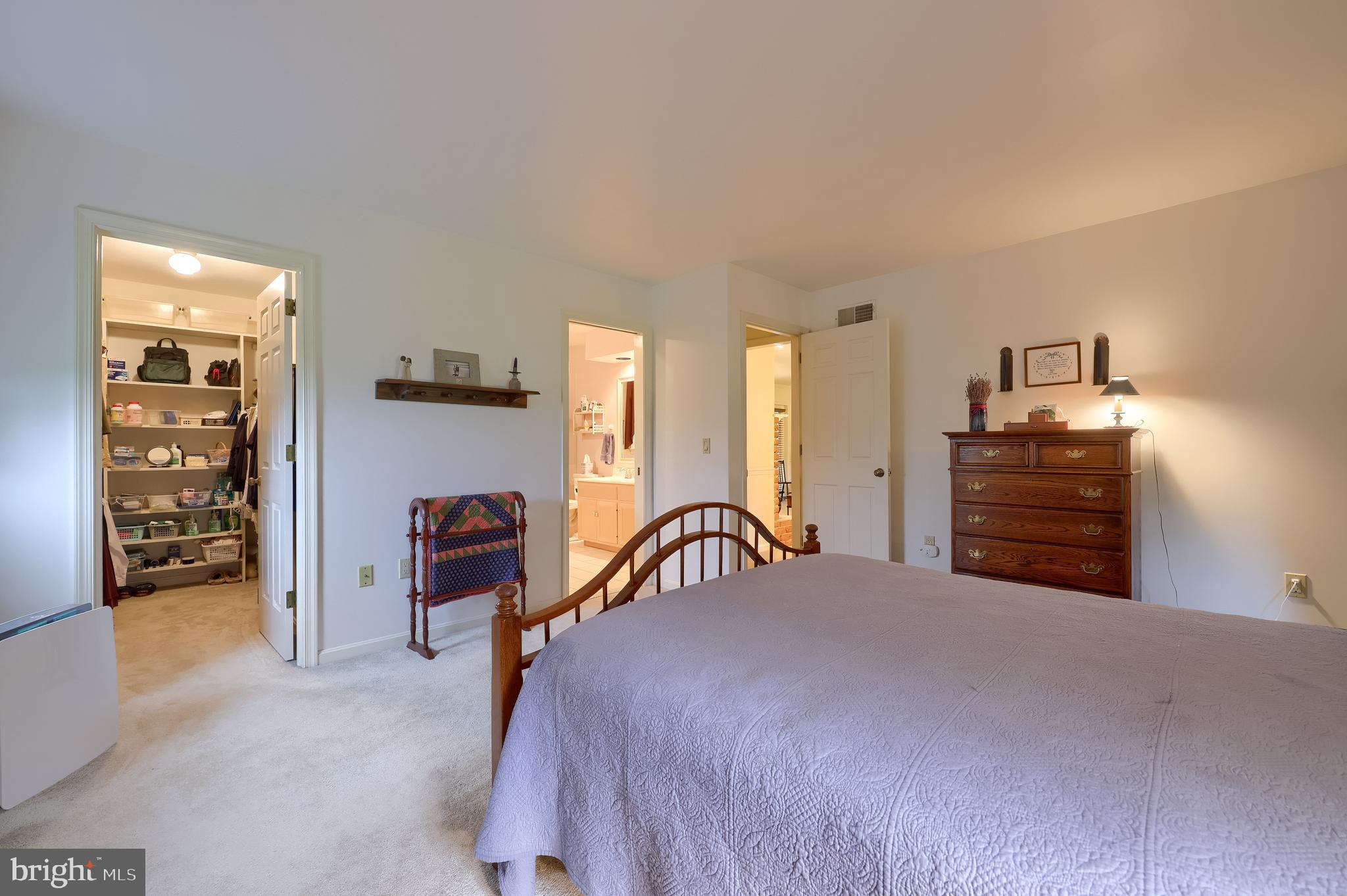 OLDE FIELD - Residential