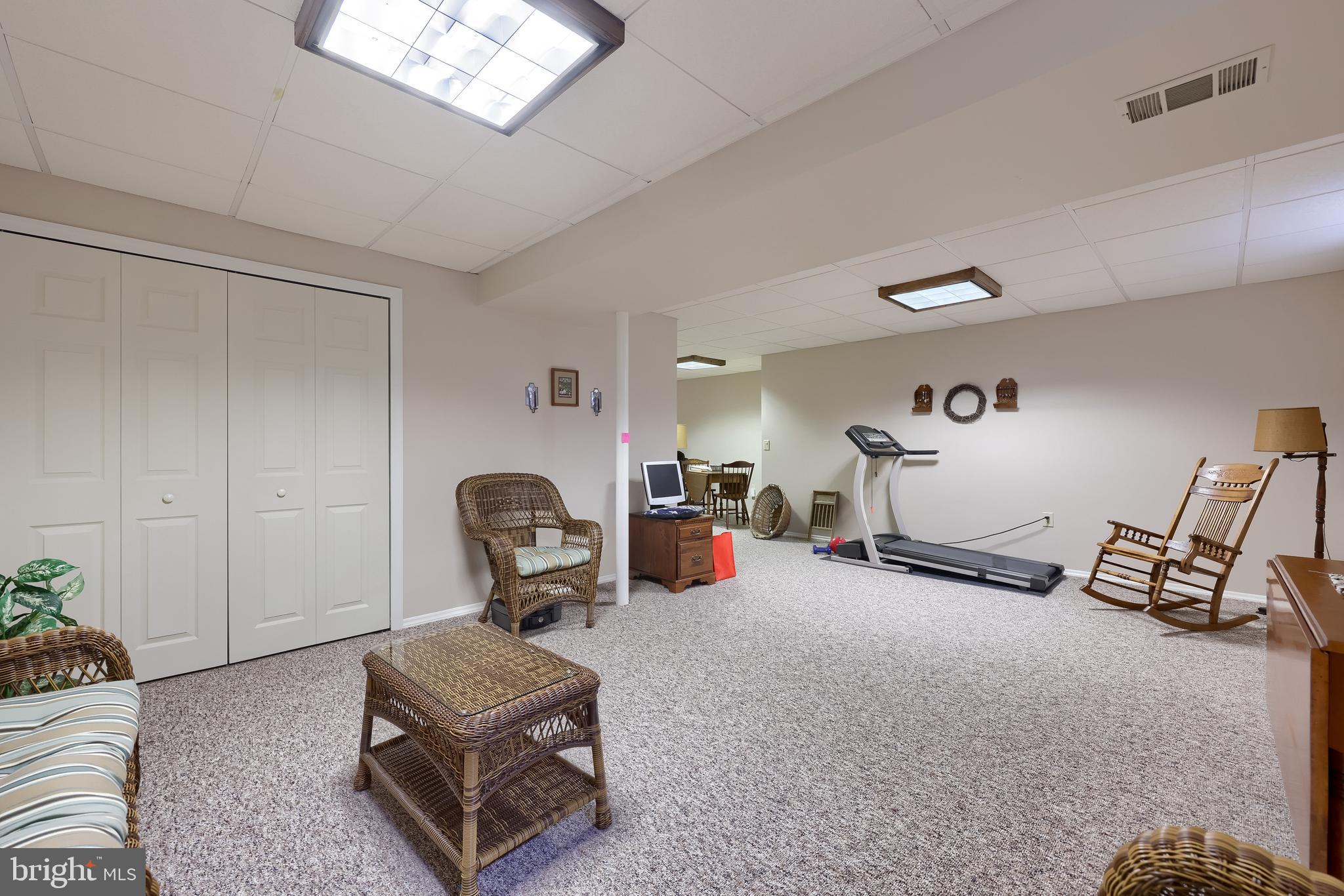 OLDE FIELD - Residential