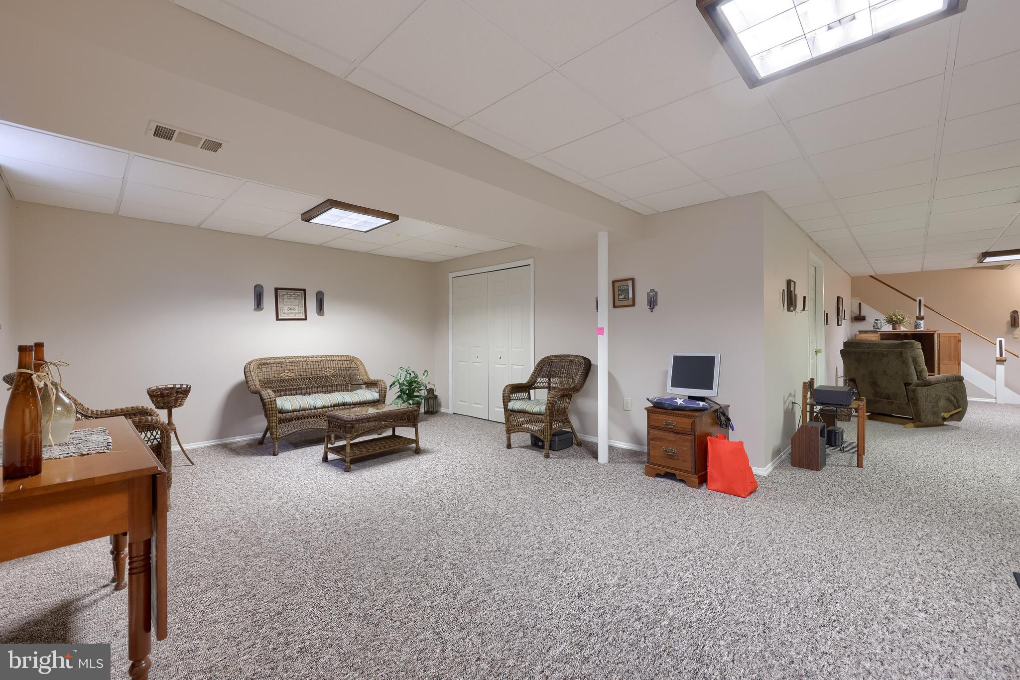 OLDE FIELD - Residential