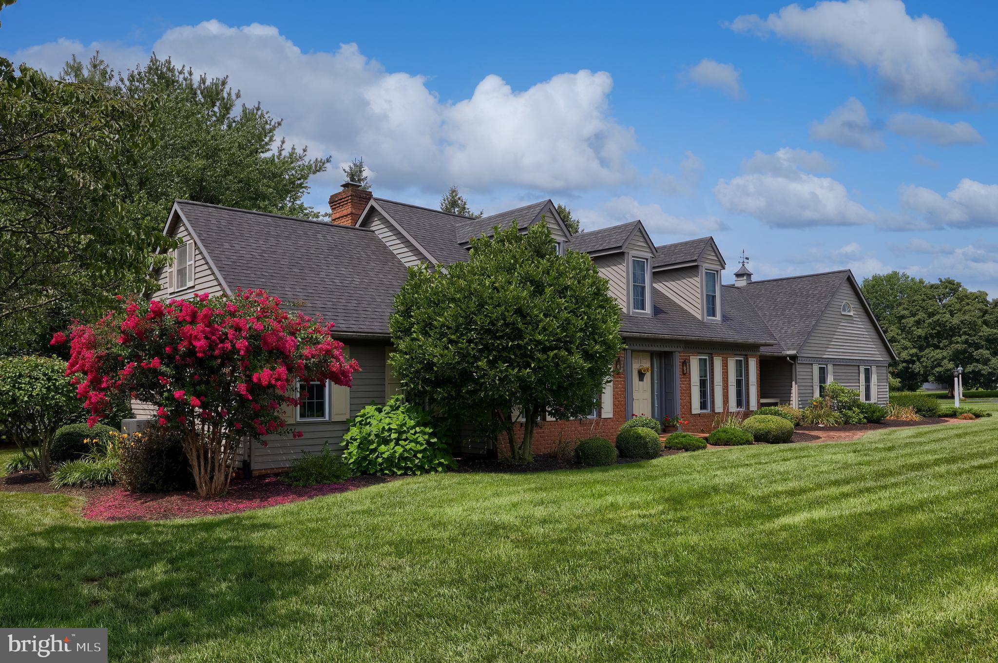 OLDE FIELD - Residential