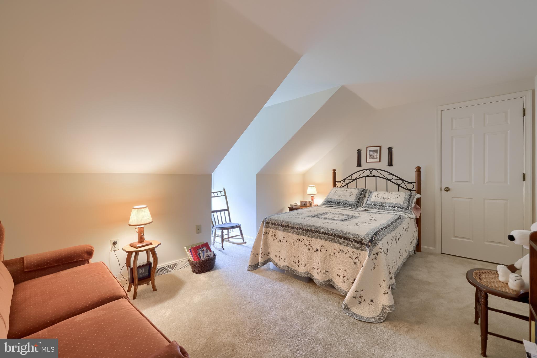 OLDE FIELD - Residential