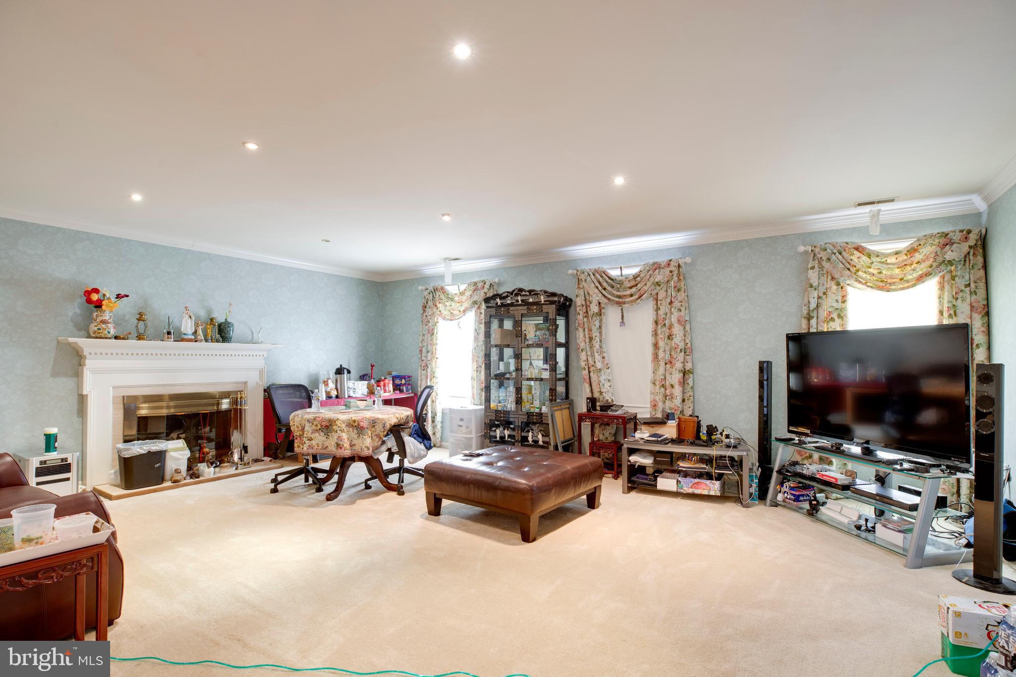 BRIARLYNN ESTATES - Residential