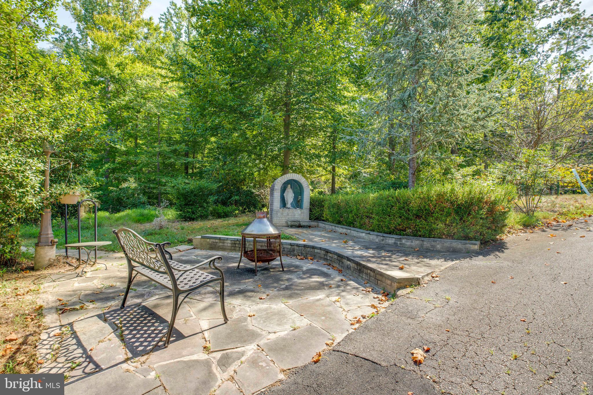 BRIARLYNN ESTATES - Residential