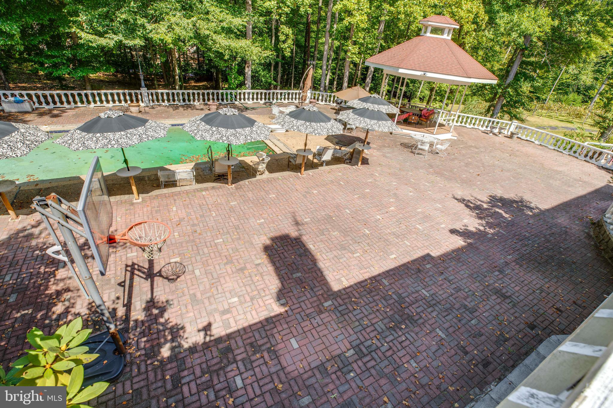 BRIARLYNN ESTATES - Residential