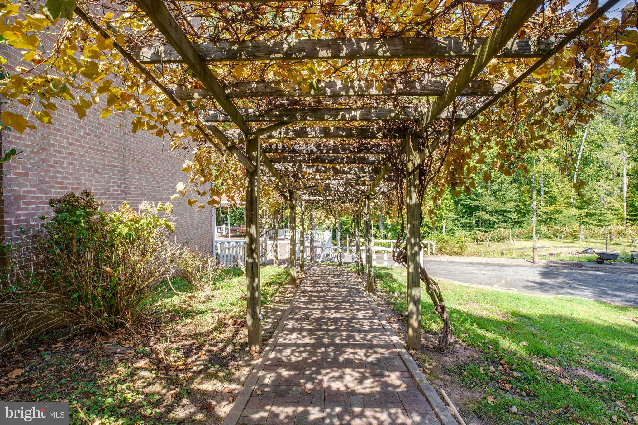 BRIARLYNN ESTATES - Residential