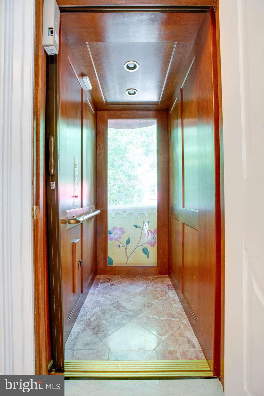 BRIARLYNN ESTATES - Residential