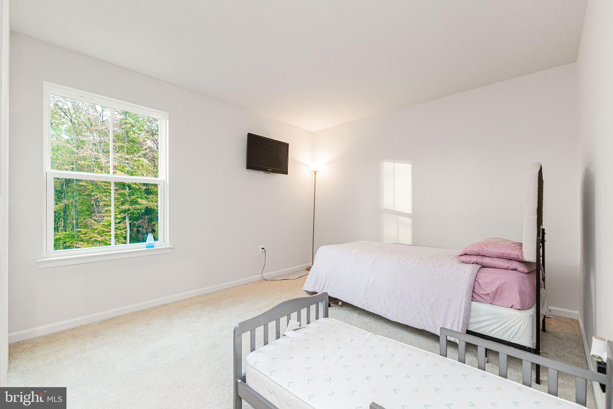 WOODBERRY MANOR - Residential