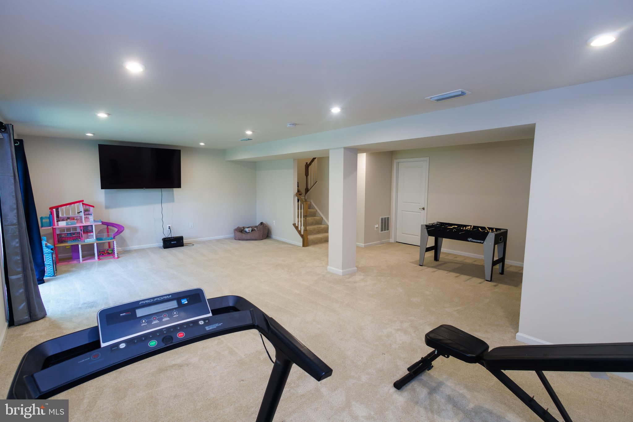 WOODBERRY MANOR - Residential