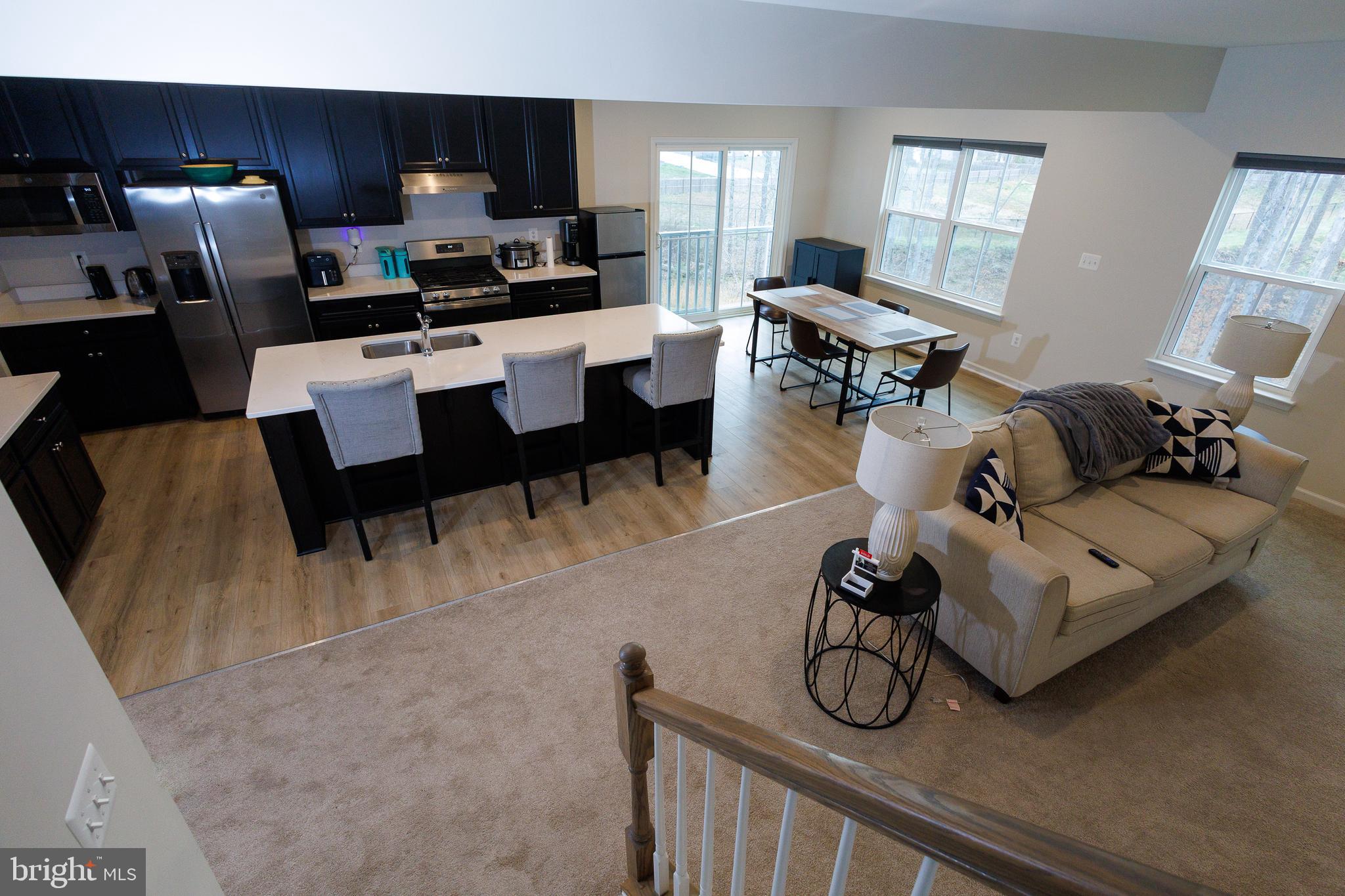 WOODBERRY MANOR - Residential