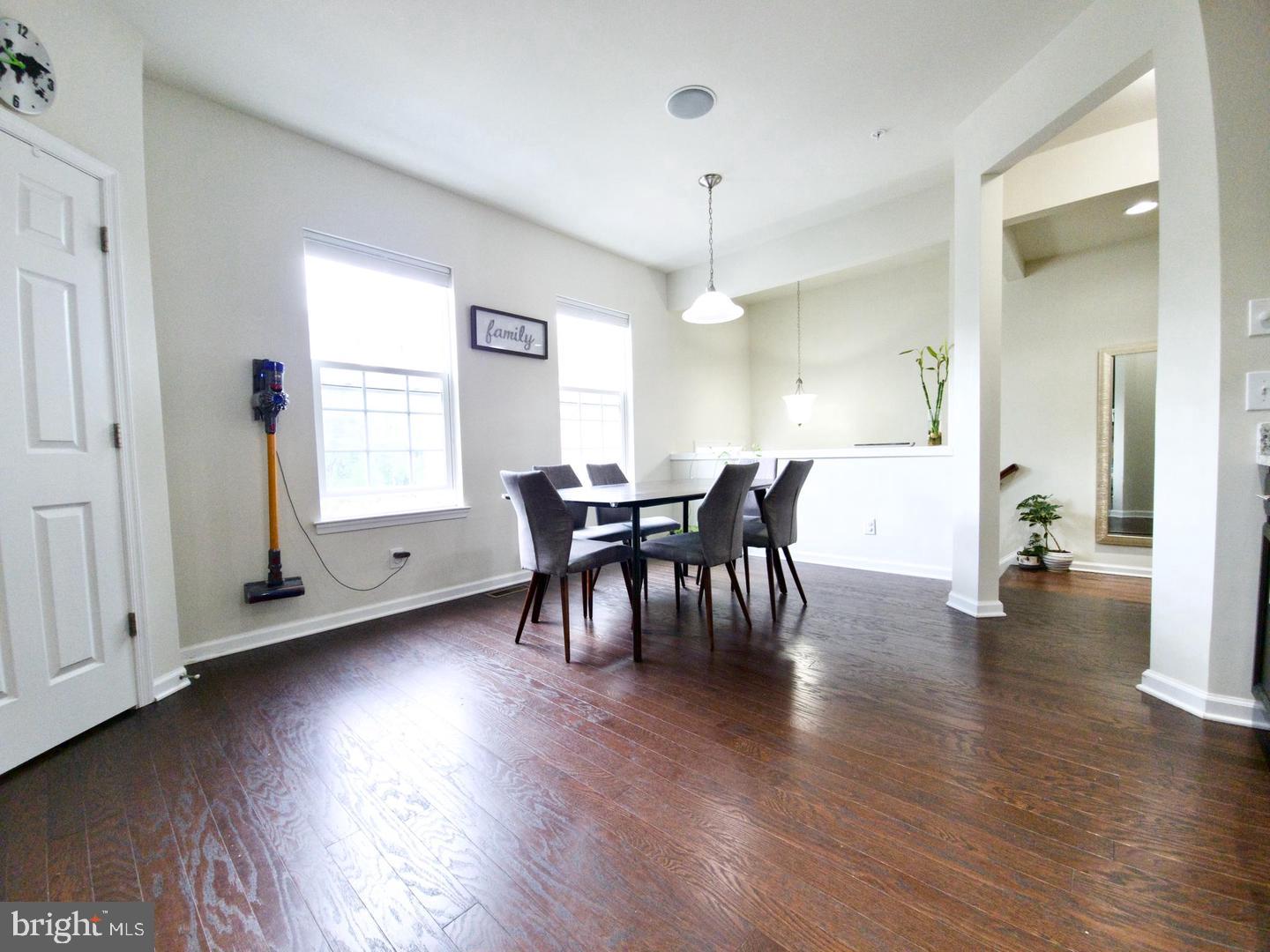 111 ADMIRAL LANE