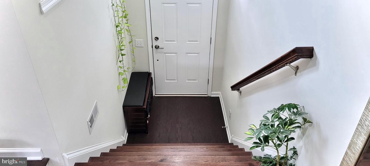 111 ADMIRAL LANE