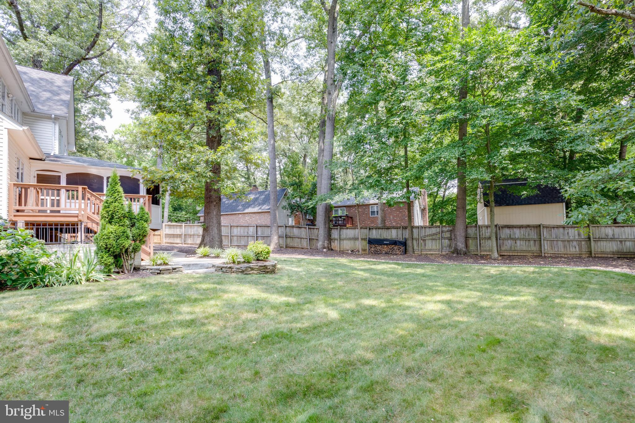 CHESTNUT HILL - Residential