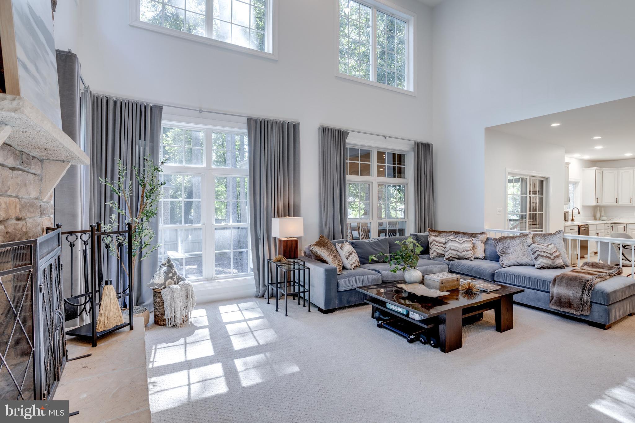 CHESTNUT HILL - Residential