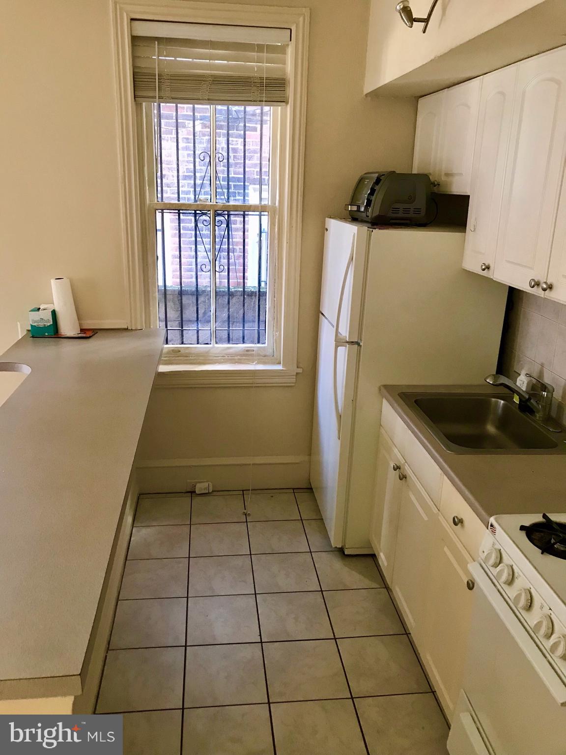 WASHINGTON SQ WEST - Residential Lease