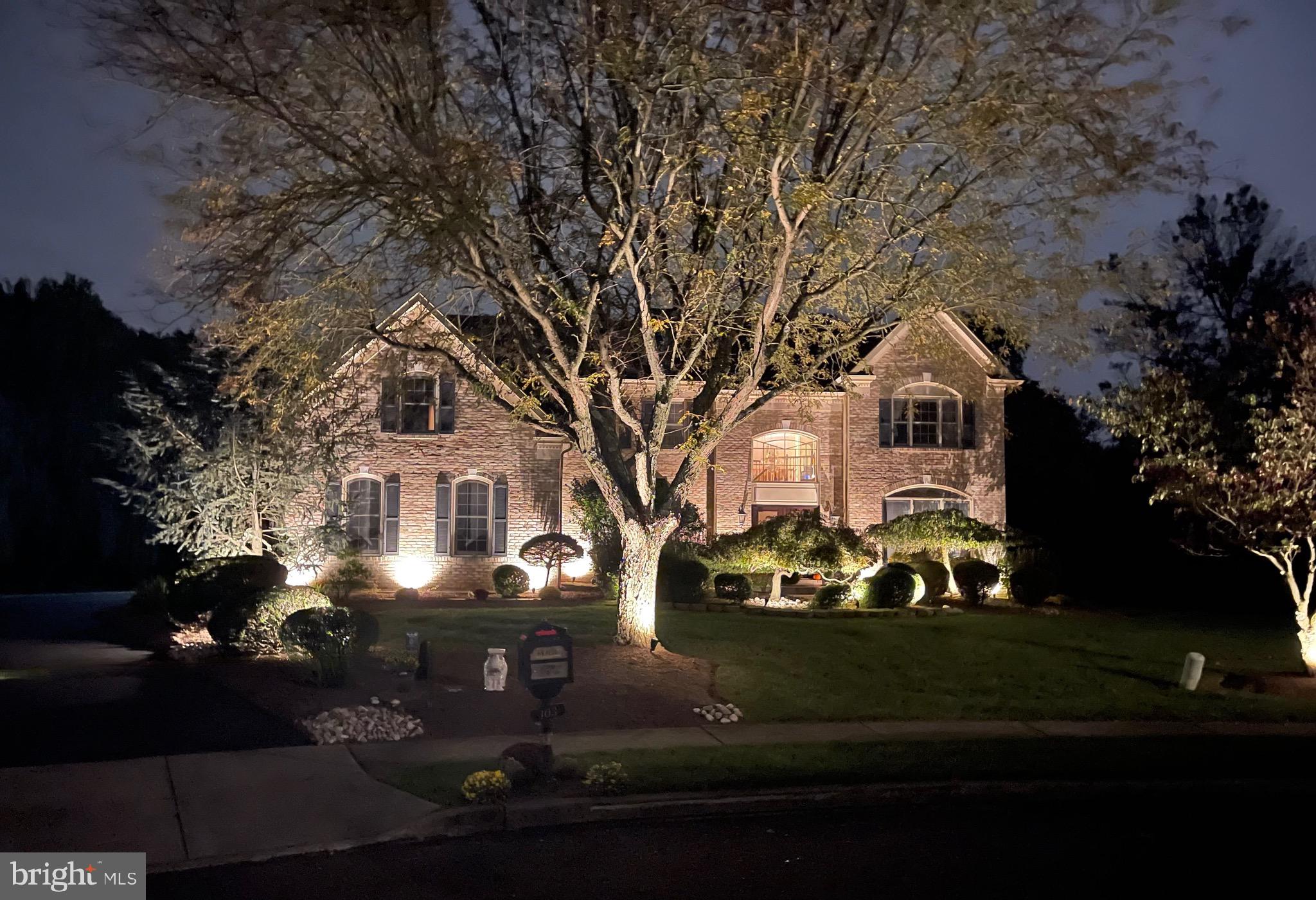 ESTATES OF MNTGMRY - Residential