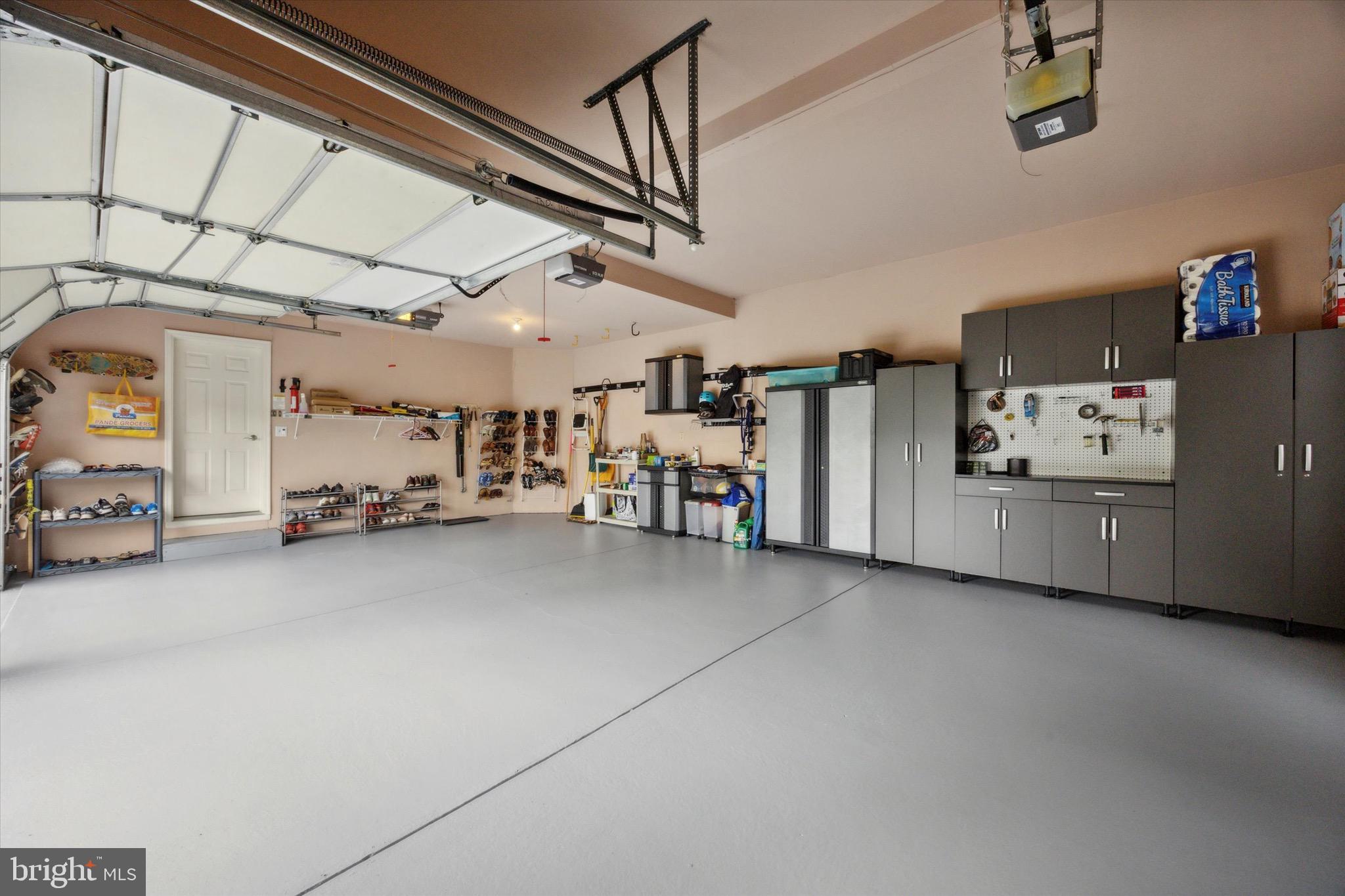 ESTATES OF MNTGMRY - Residential