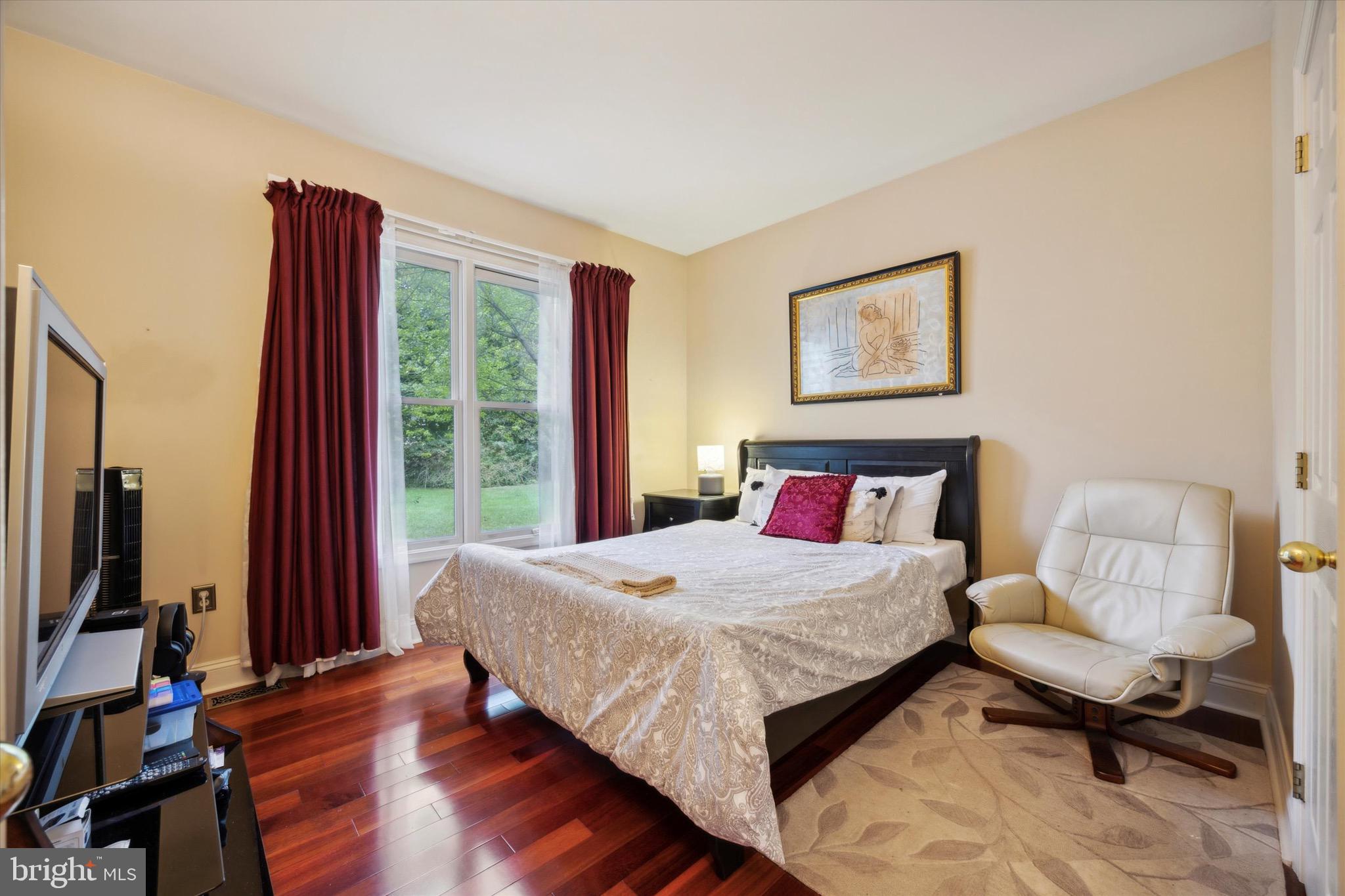 ESTATES OF MNTGMRY - Residential