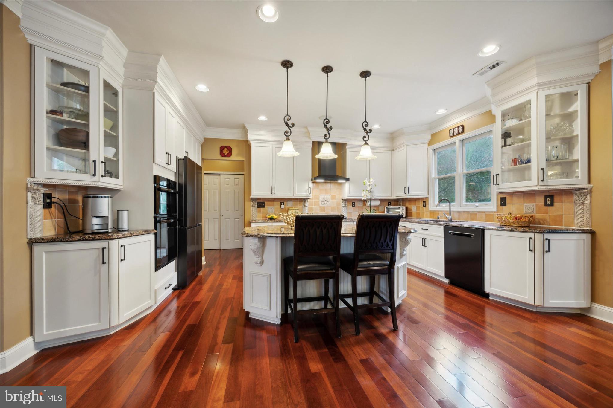 ESTATES OF MNTGMRY - Residential