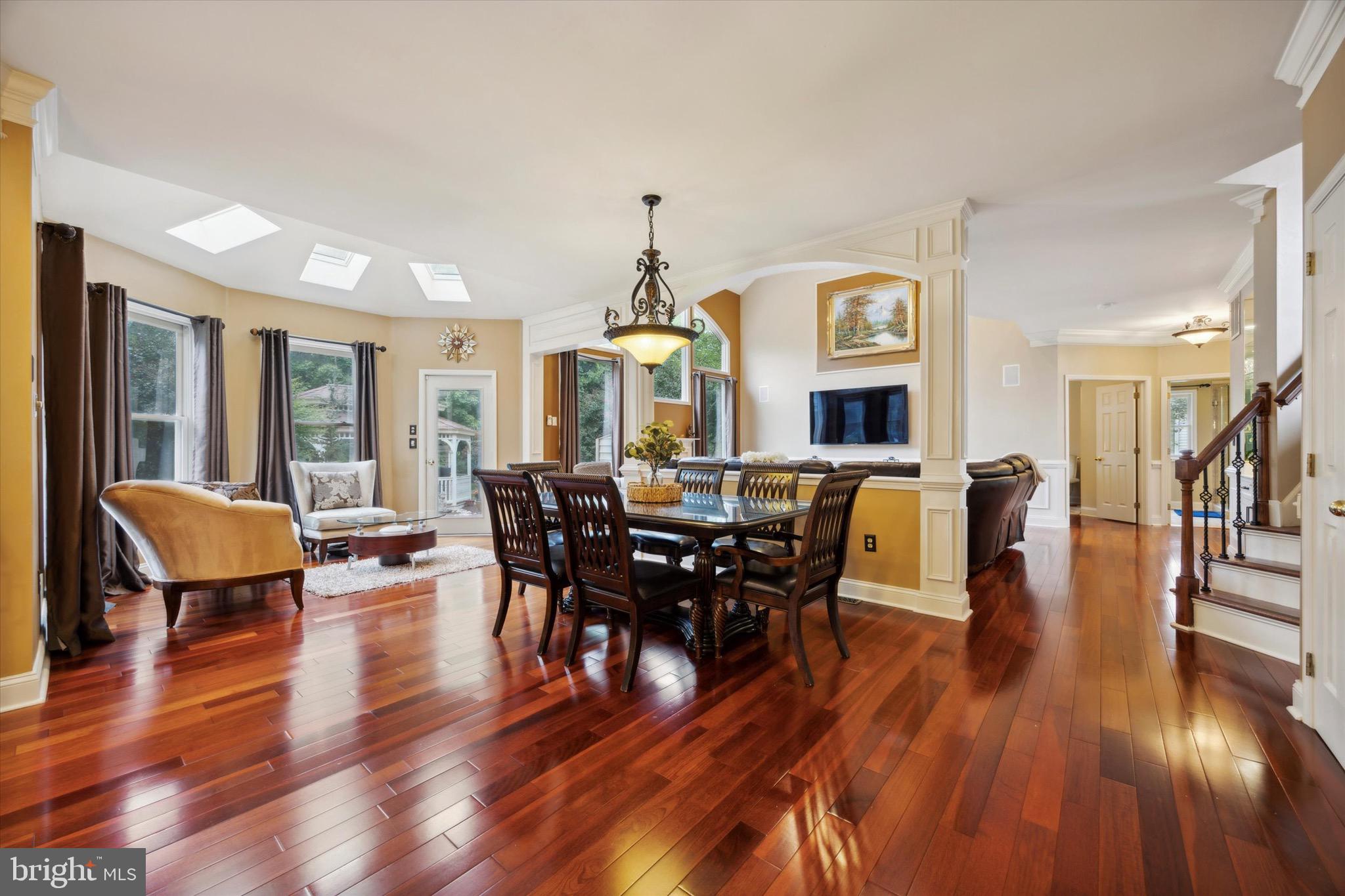 ESTATES OF MNTGMRY - Residential