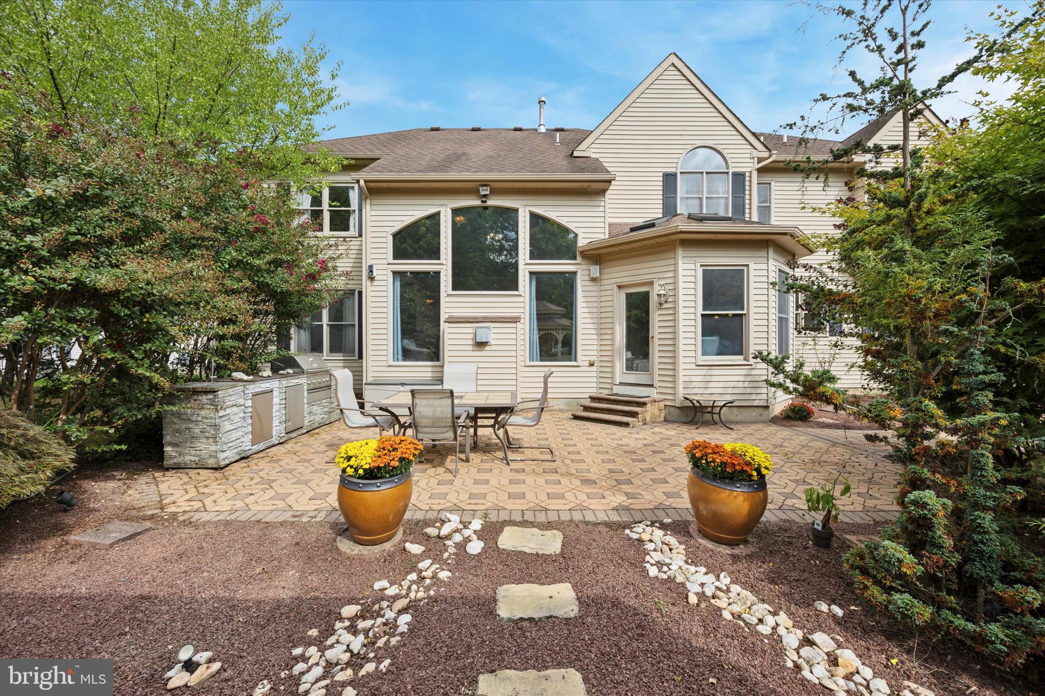 ESTATES OF MNTGMRY - Residential