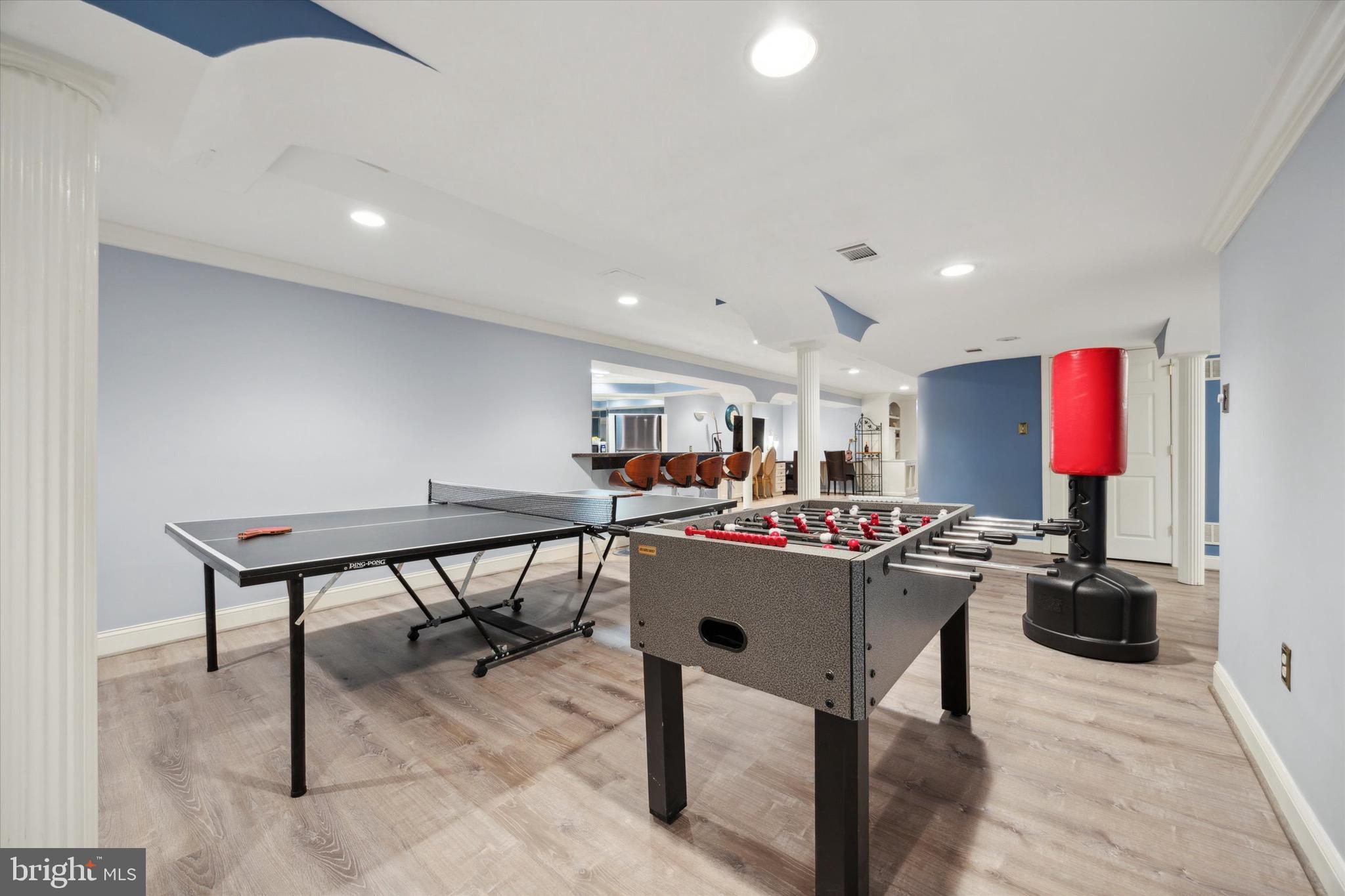 ESTATES OF MNTGMRY - Residential