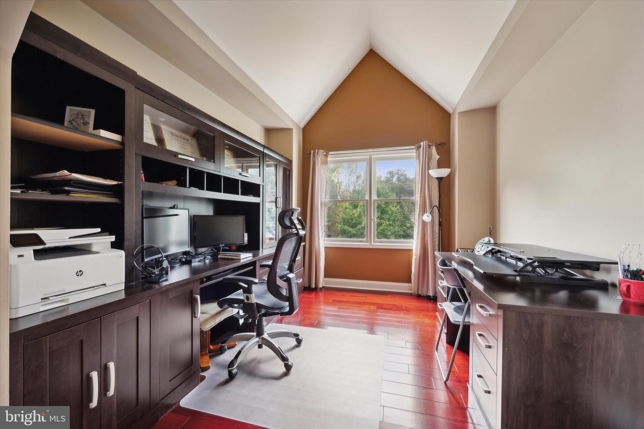 ESTATES OF MNTGMRY - Residential