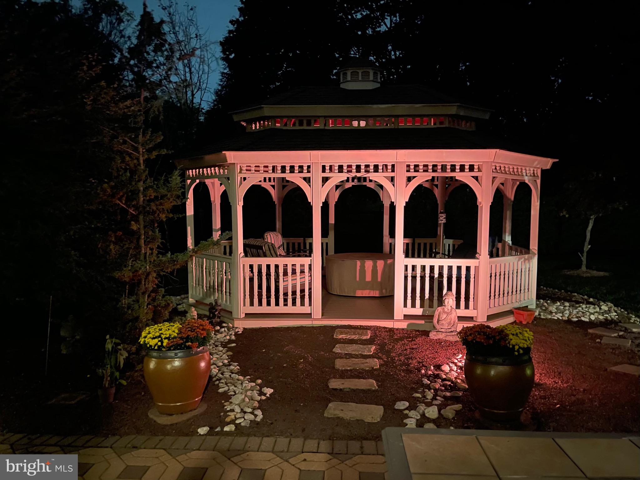 ESTATES OF MNTGMRY - Residential