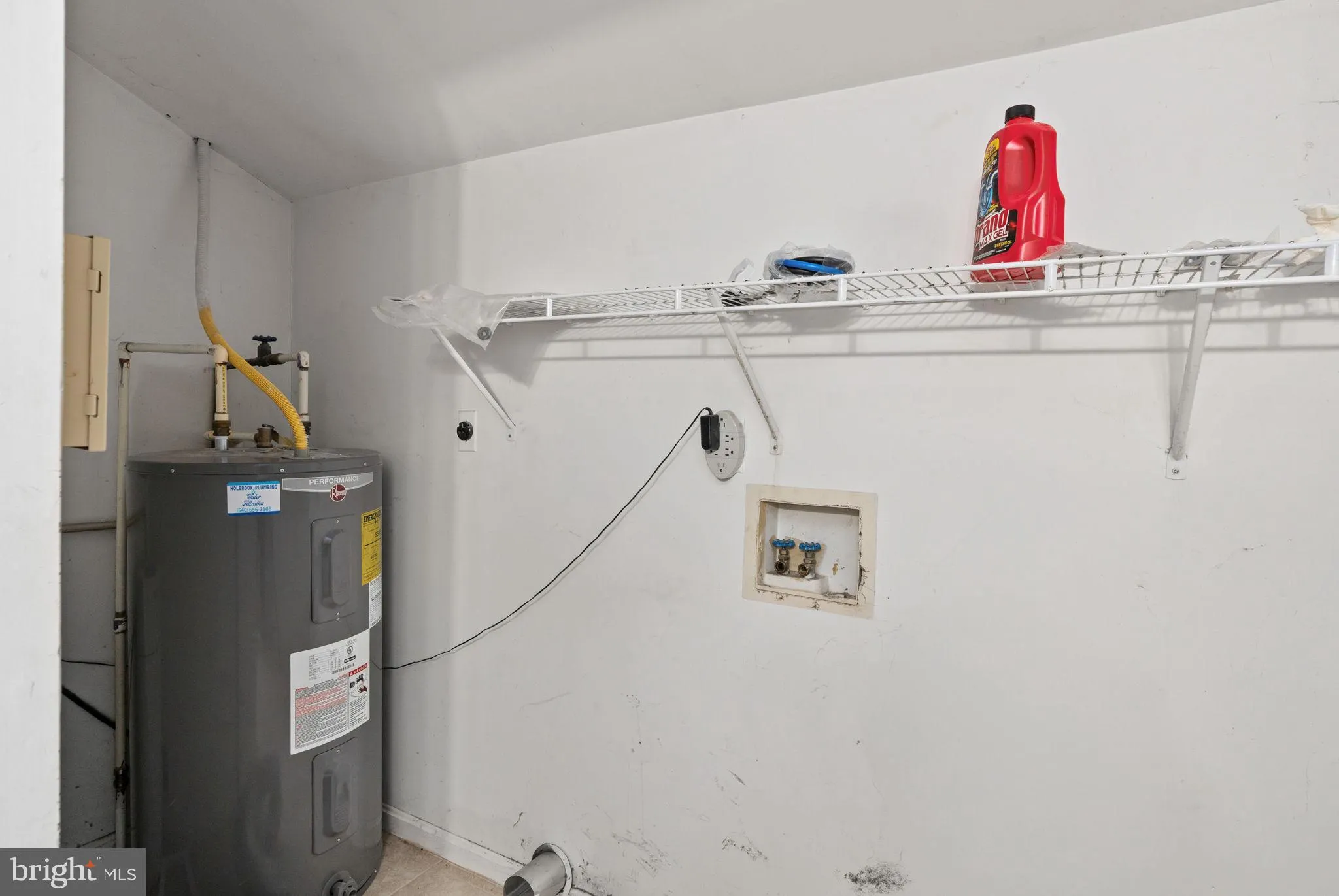 Ruther Glen, Virginia 22546, United States, 3 Bedrooms Bedrooms, ,2 BathroomsBathrooms,Residential,Active,203757