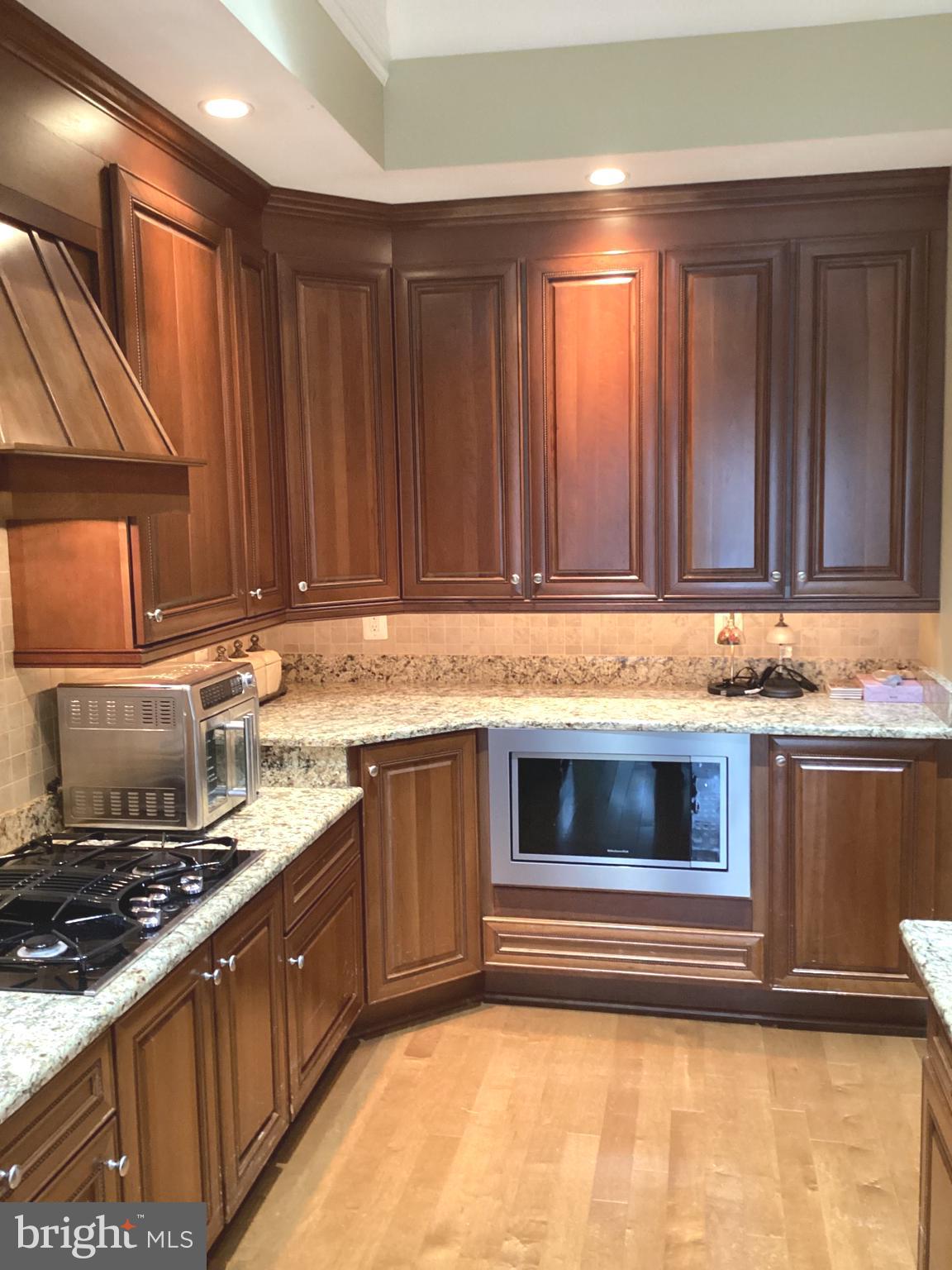 BENTLEY RIDGE - Residential