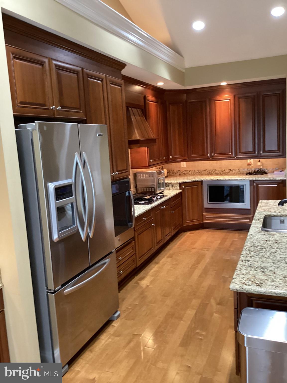 BENTLEY RIDGE - Residential