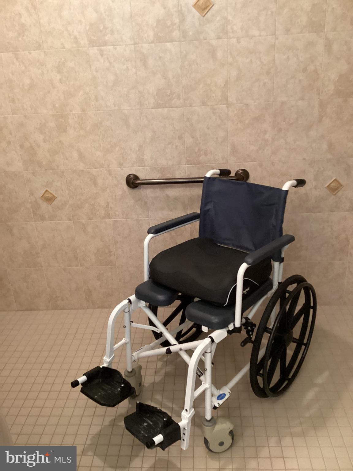 BENTLEY RIDGE - Residential