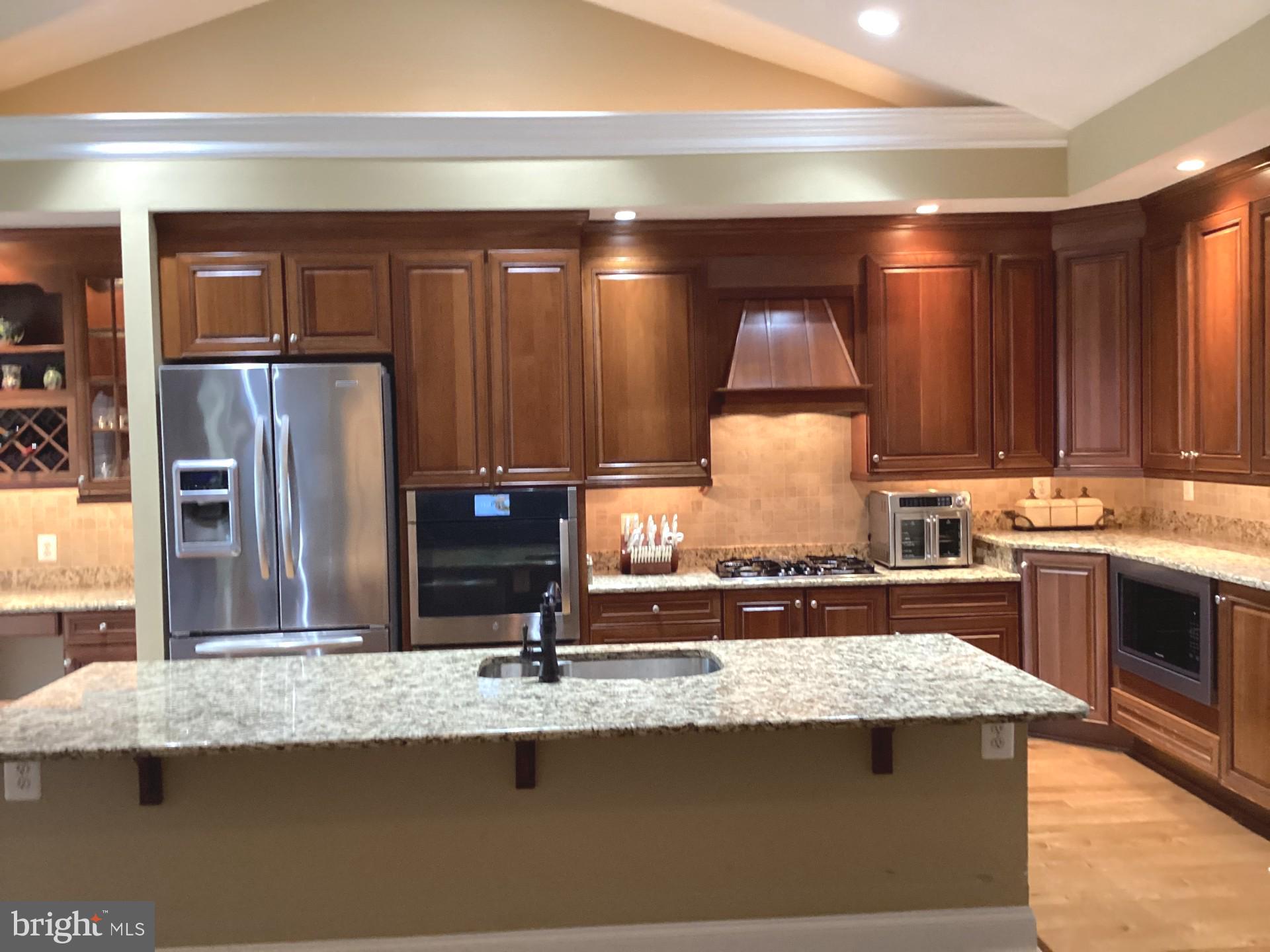 BENTLEY RIDGE - Residential