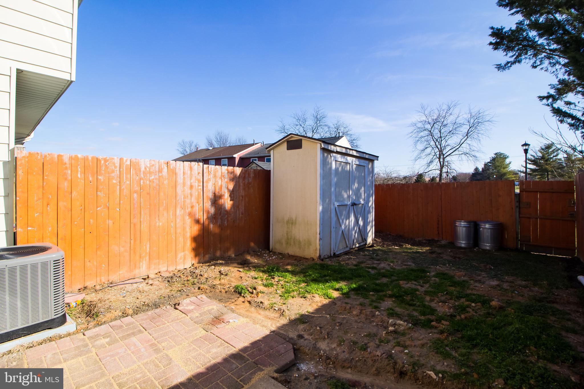 KINGS COURT - Residential