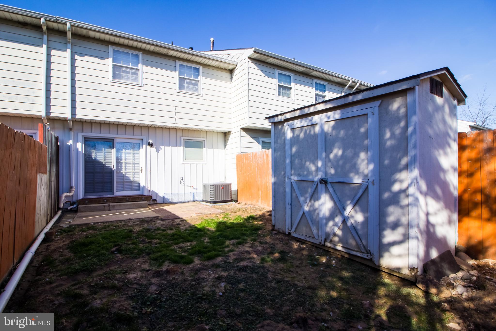 KINGS COURT - Residential