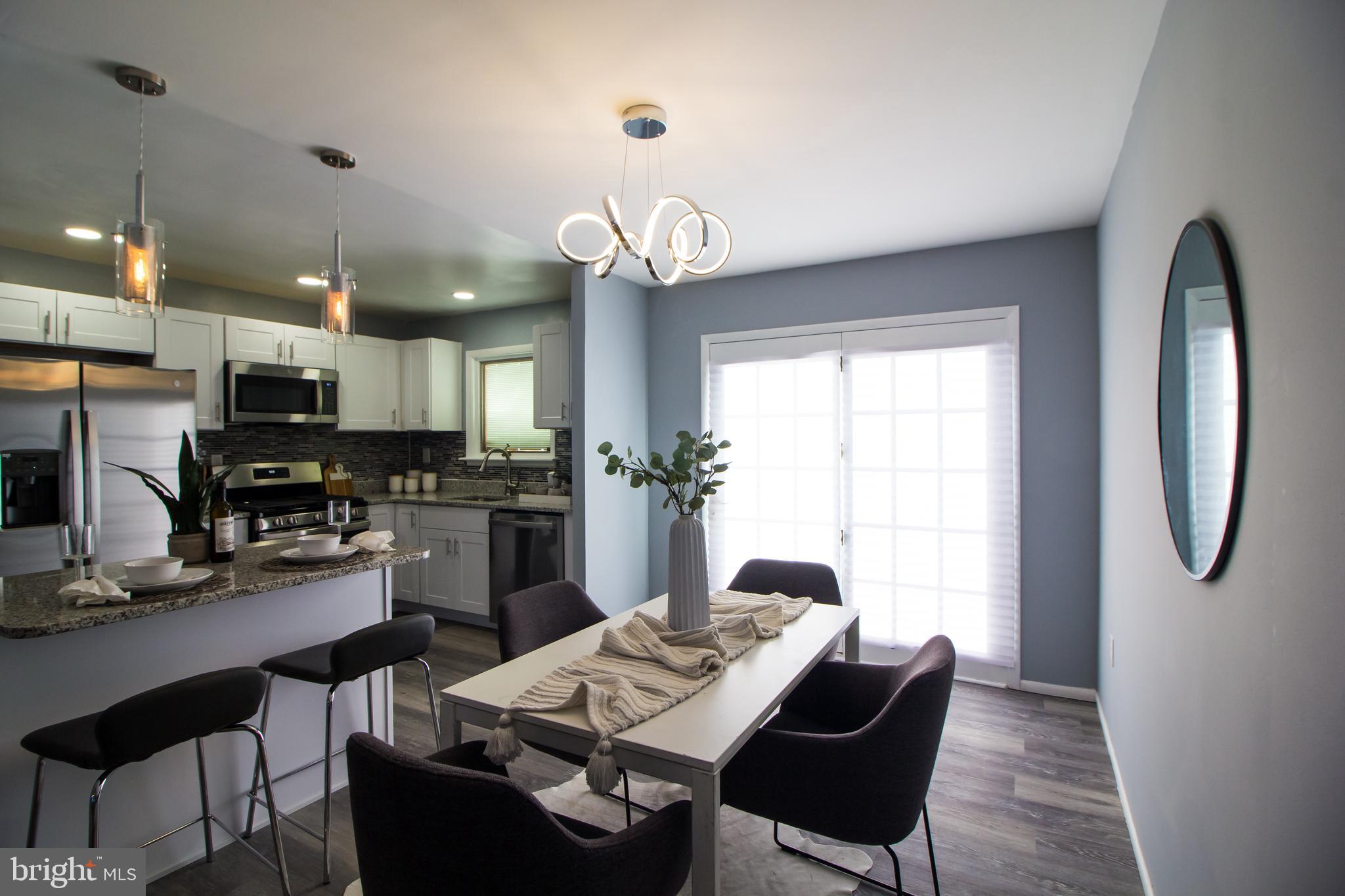 KINGS COURT - Residential